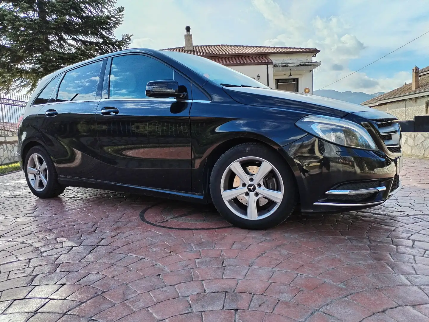 Mercedes-Benz 180 Premium - 2