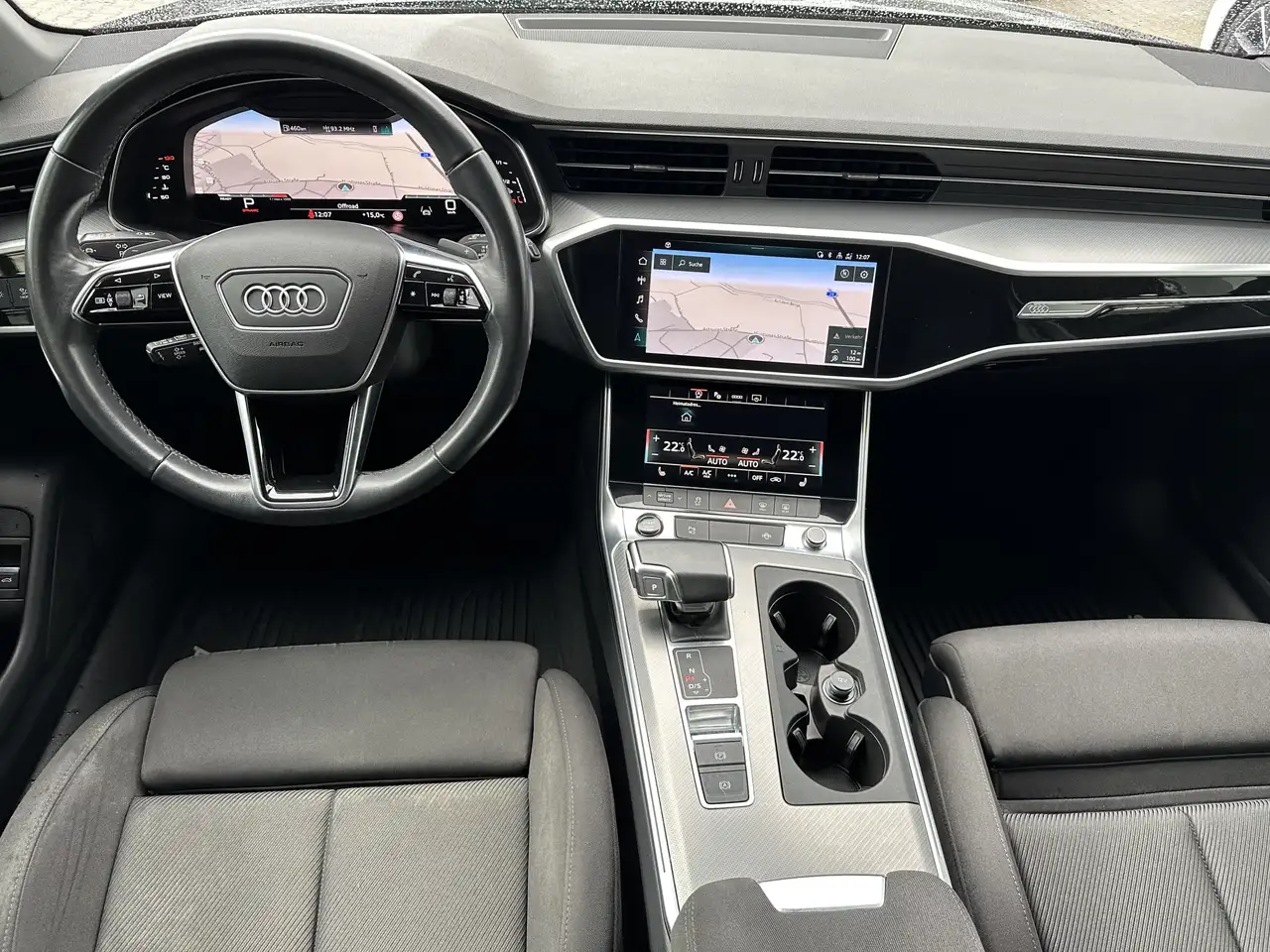 Audi A6 Avant 40 TDI Sport NAV+LED+AHK+KAM+VCOCK+DSP 12