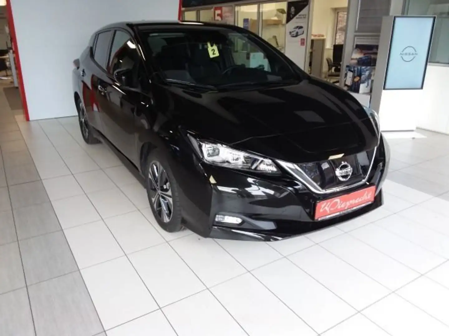 Nissan Leaf Tekna Schwarz - 2