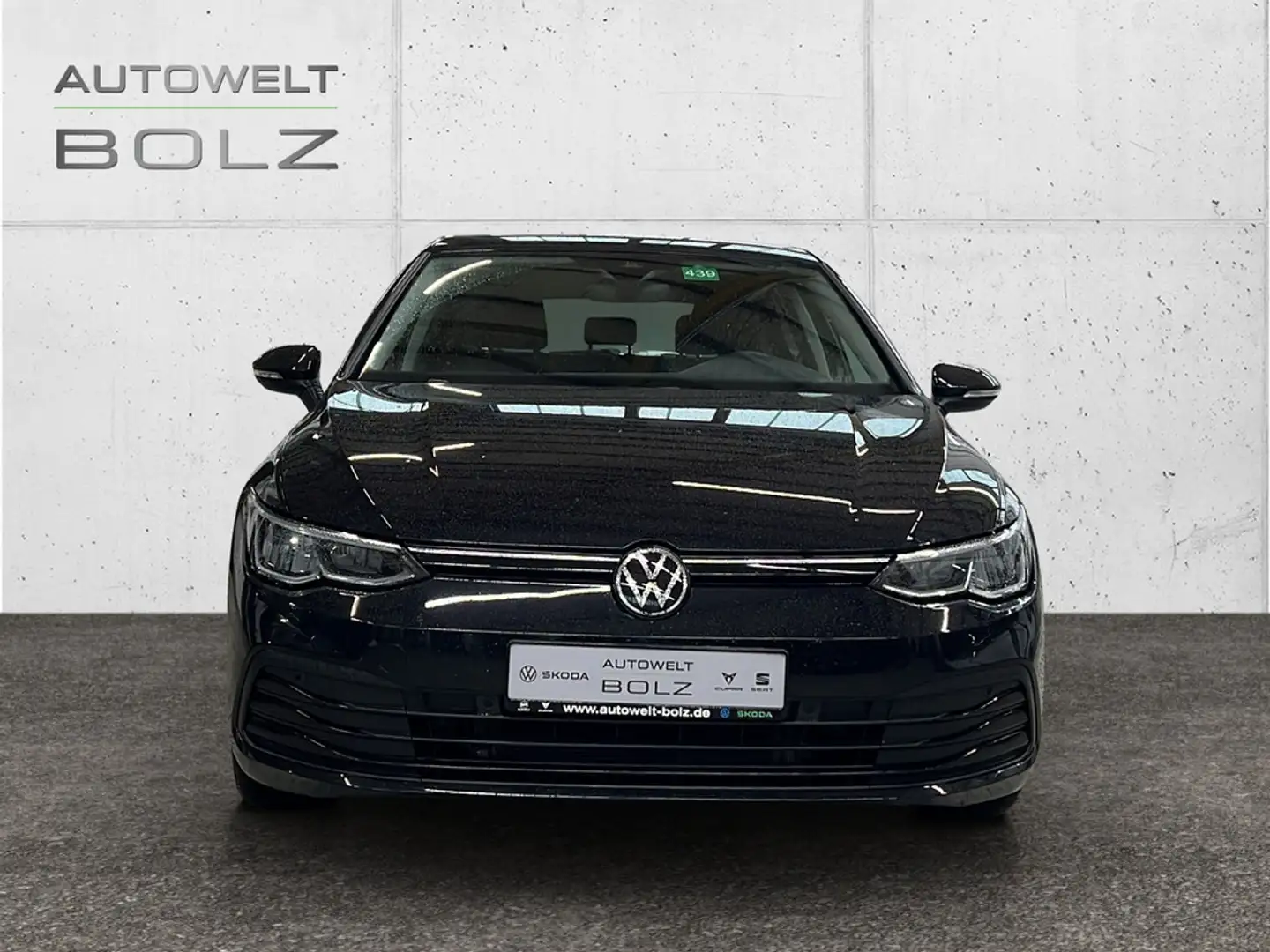 Volkswagen Golf VIII Life 2.0 TDI Navi DigiCock LED ACC Kam Schwarz - 2