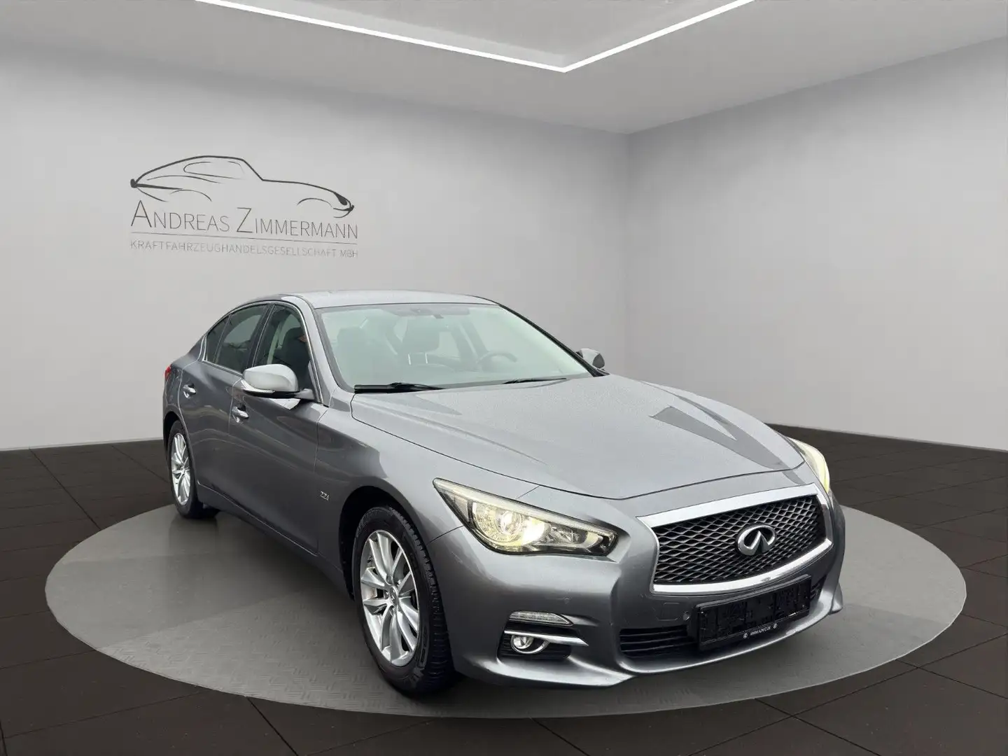 Infiniti Q50 2.2D LEDER/LED/NAVI/CAM/KEY Gris - 2