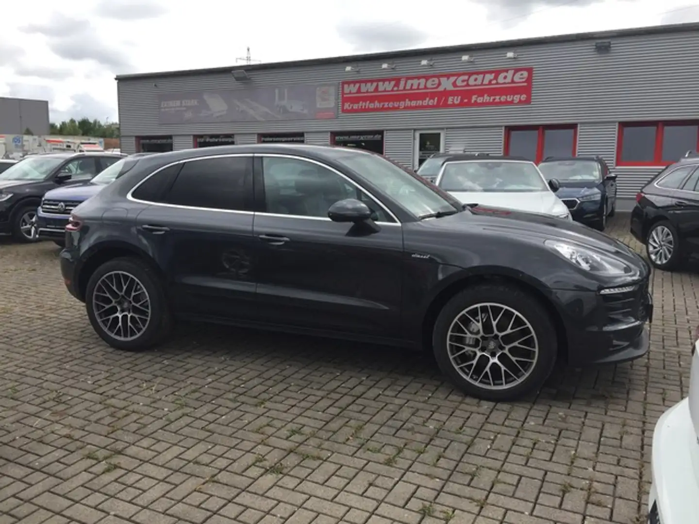 Porsche Macan S 3,0 Diesel + Panoramadach + Navigation + Kamera Siyah - 1