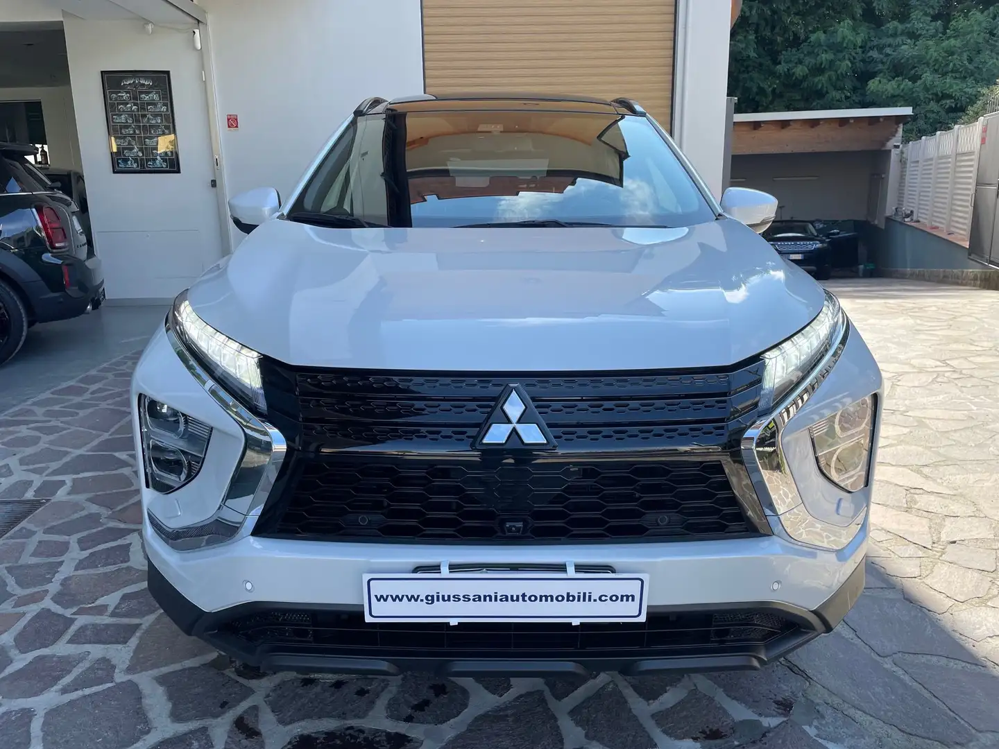 Mitsubishi Eclipse Cross 2.4 phev Diamond sda navi s-awc UNICO PROPRIETARI Bianco - 2