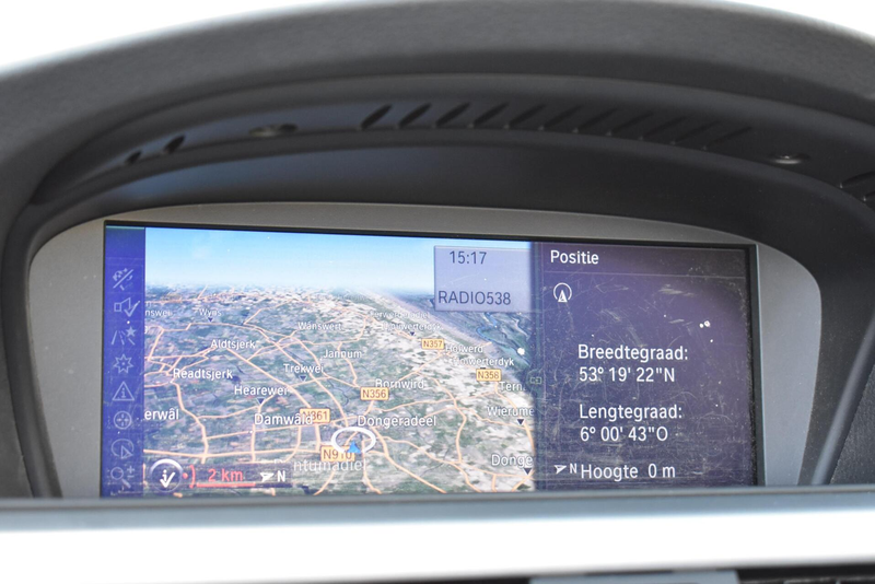 BMW 330 3-serie Cabrio 330d High Executive — photo 12