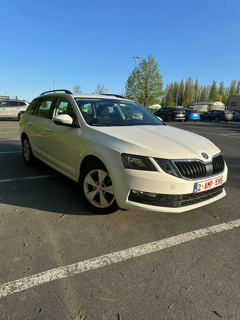 Skoda Octavia SW 1.5 TSI G-TEC Style DSG - 1