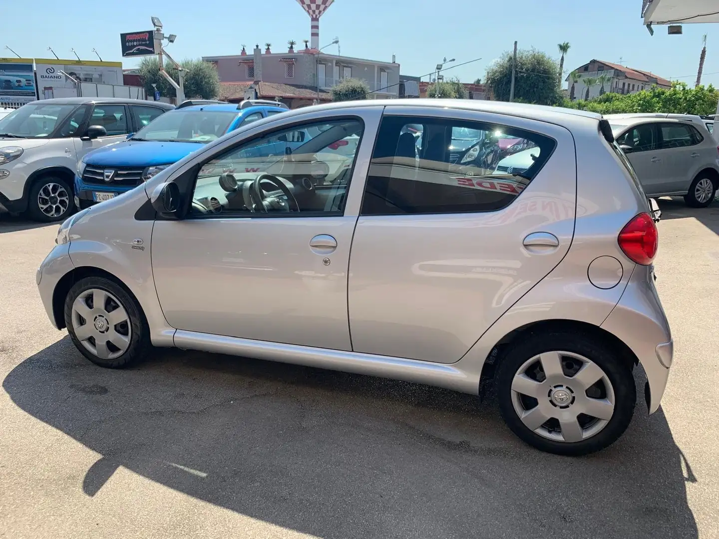 Toyota Aygo Aygo 5p 1.0 Sol m-mt Grigio - 2