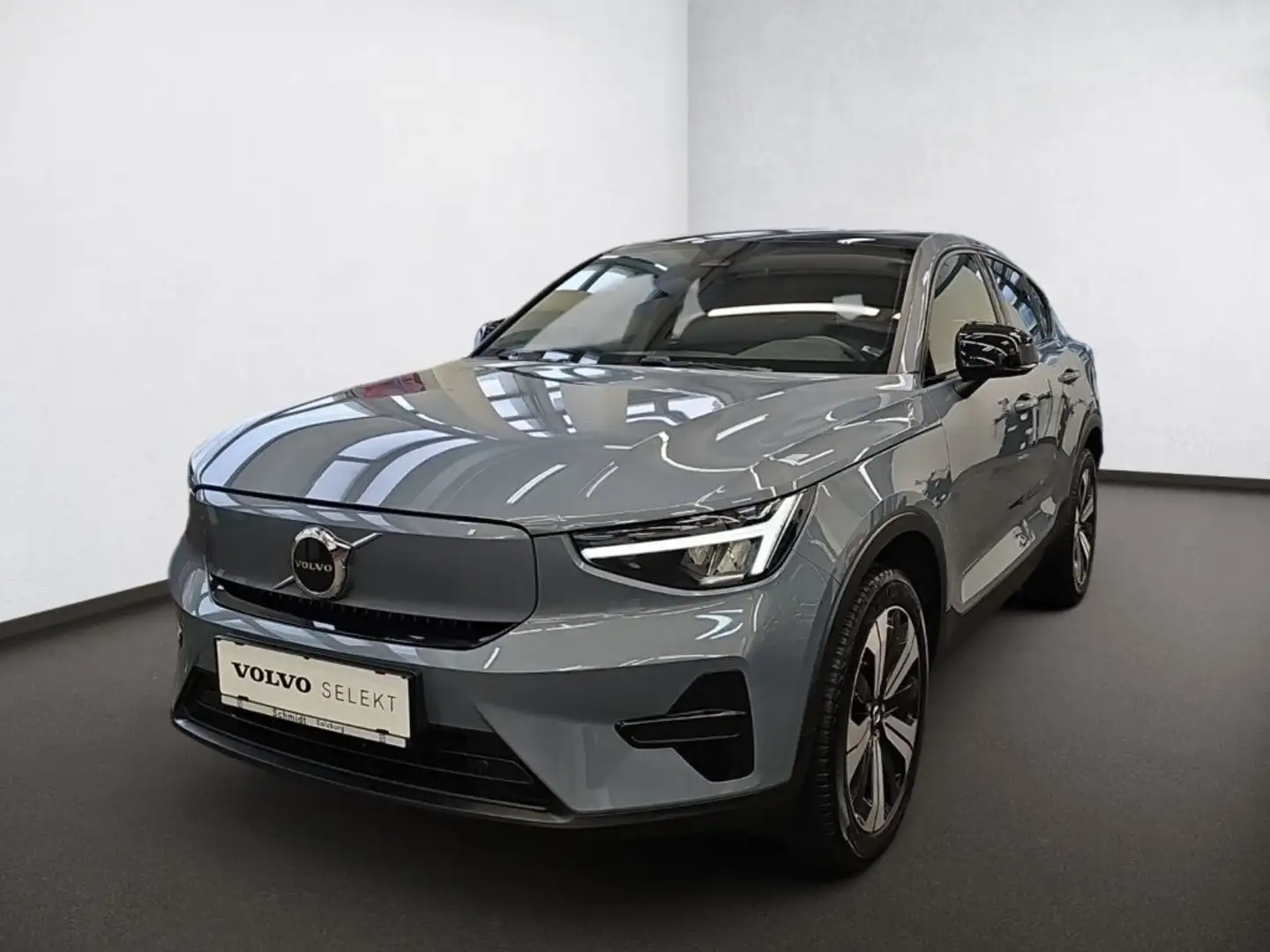 Volvo C40 Recharge Twin 78kWh Plus Grau - 1