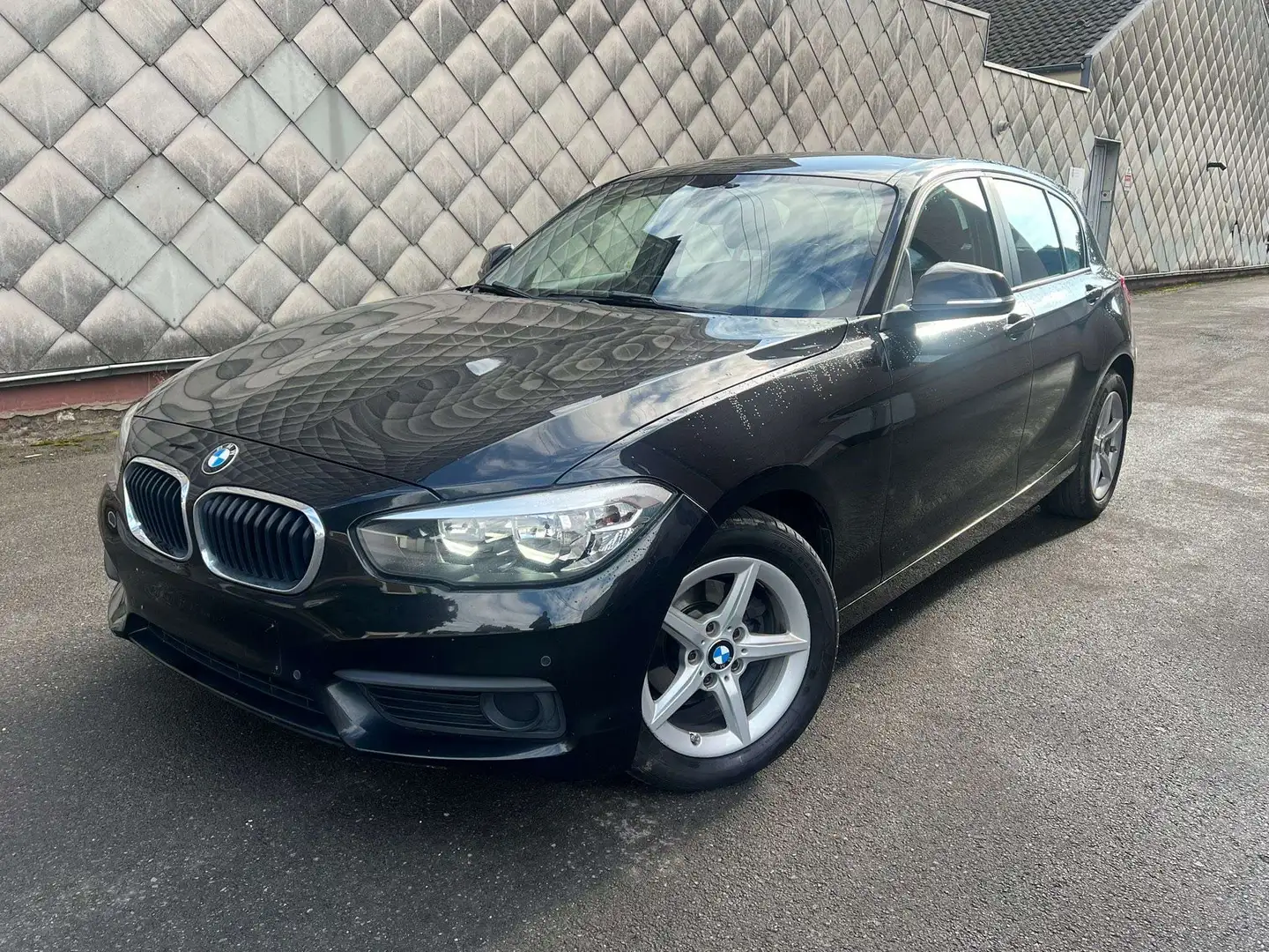 BMW 116 109 ch//2018//168.378km//CLIM//NAV Brun - 1
