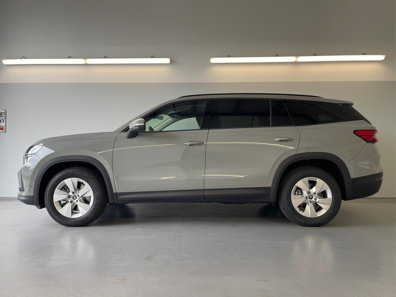 Skoda Kodiaq Selection 204PS 4x4 7Sitze+360°+AHK+GV4+eHeck+W... — photo 3