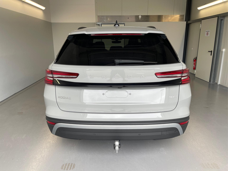 Skoda Kodiaq Selection 204PS 4x4 7Sitze+360°+AHK+GV4+eHeck+W... — photo 5