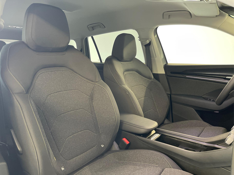 Skoda Kodiaq Selection 204PS 4x4 7Sitze+360°+AHK+GV4+eHeck+W... — photo 14