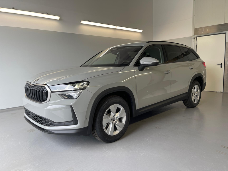 Skoda Kodiaq Selection 204PS 4x4 7Sitze+360°+AHK+GV4+eHeck+W...