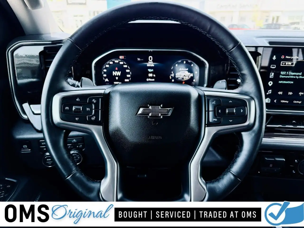 Chevrolet Silverado 1500 снимка Chevrolet Silverado 1500
