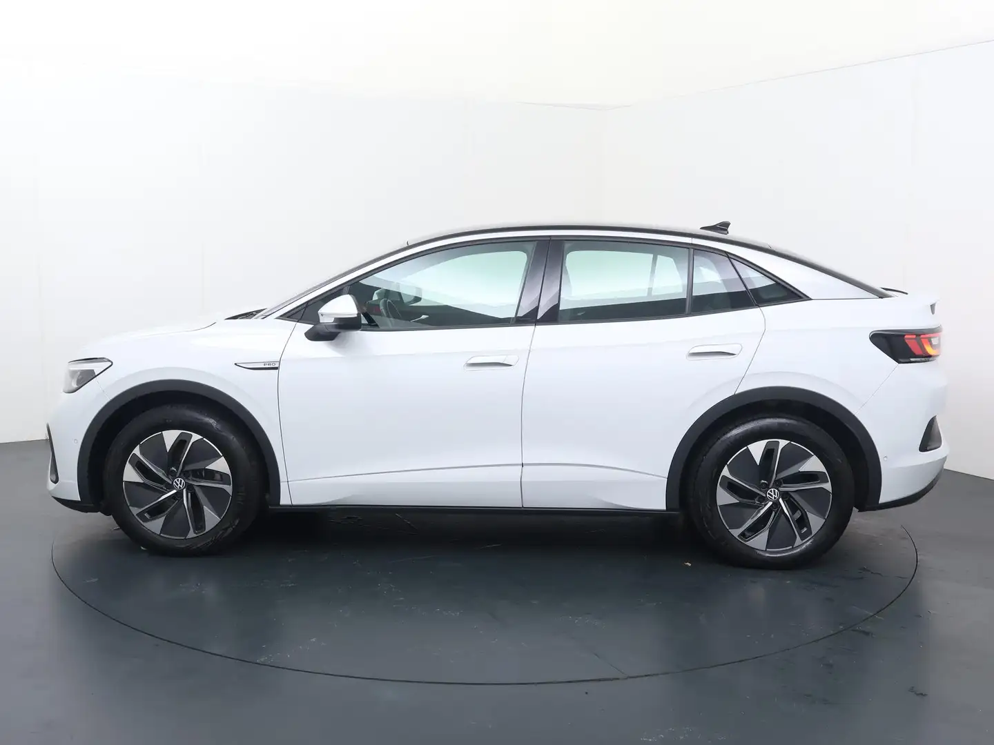 Volkswagen ID.5 Pro 77 kWh | 204 PK | SoH 94% | Trekhaak | Navigat Blanc - 2