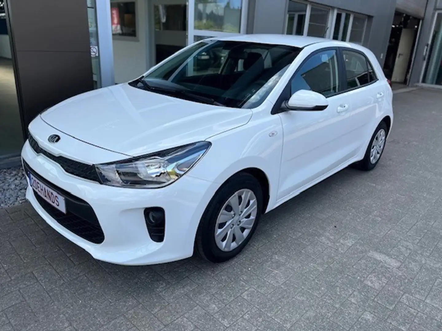 Kia Rio Blanc - 1