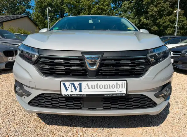 Dacia Sandero view 2