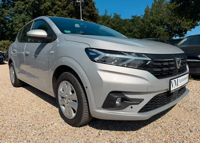 Dacia Sandero view 3