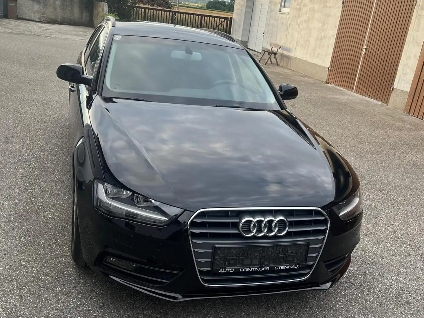 Audi A4 A4 Avant 2,0 TDI Aut. Schwarz - 1