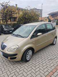 1.4 16v Platino 6m gpl