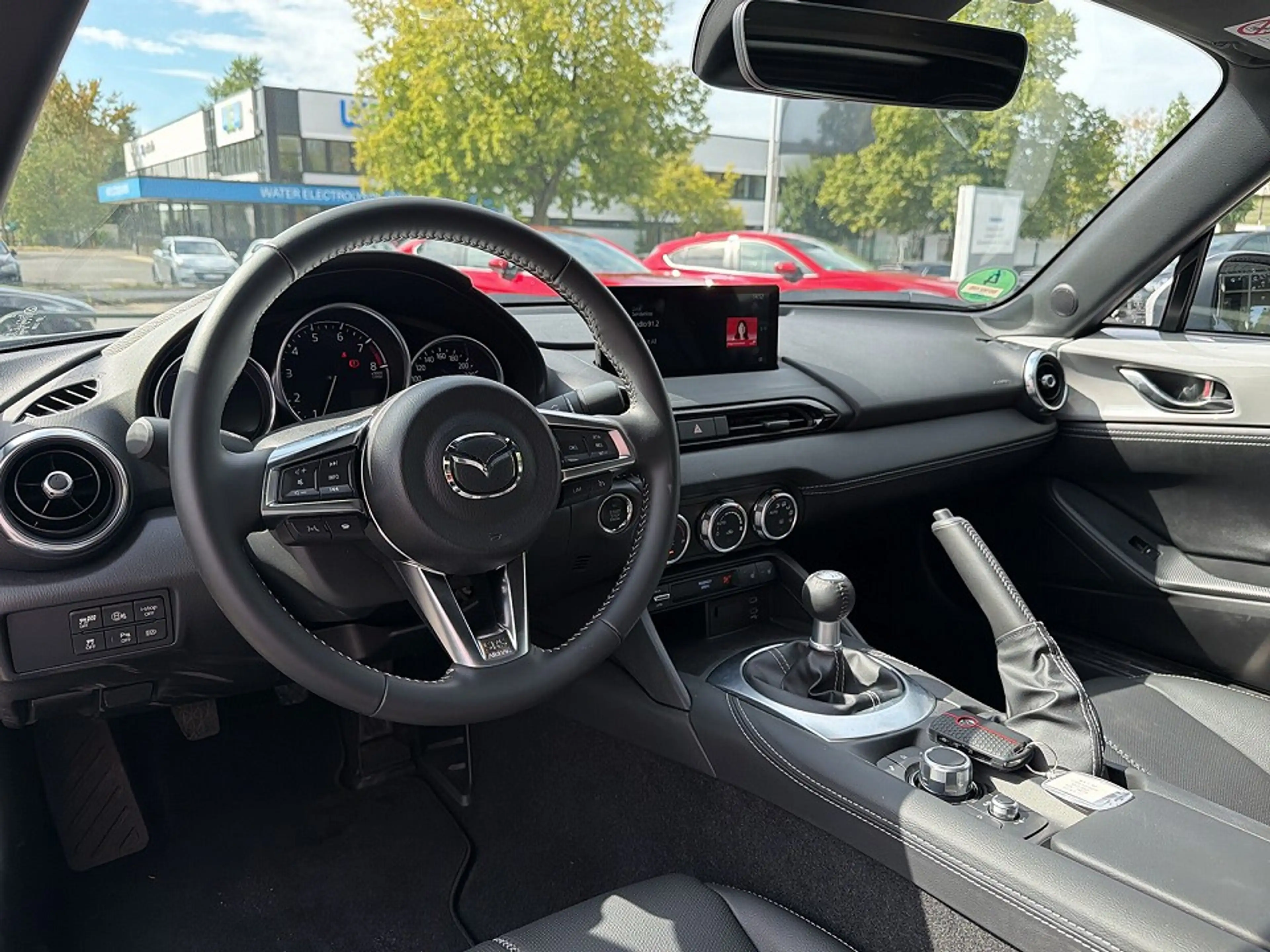 Mazda MX-5 1.5 Exclusive-line *Matrix-LED*BOSE* — photo 6