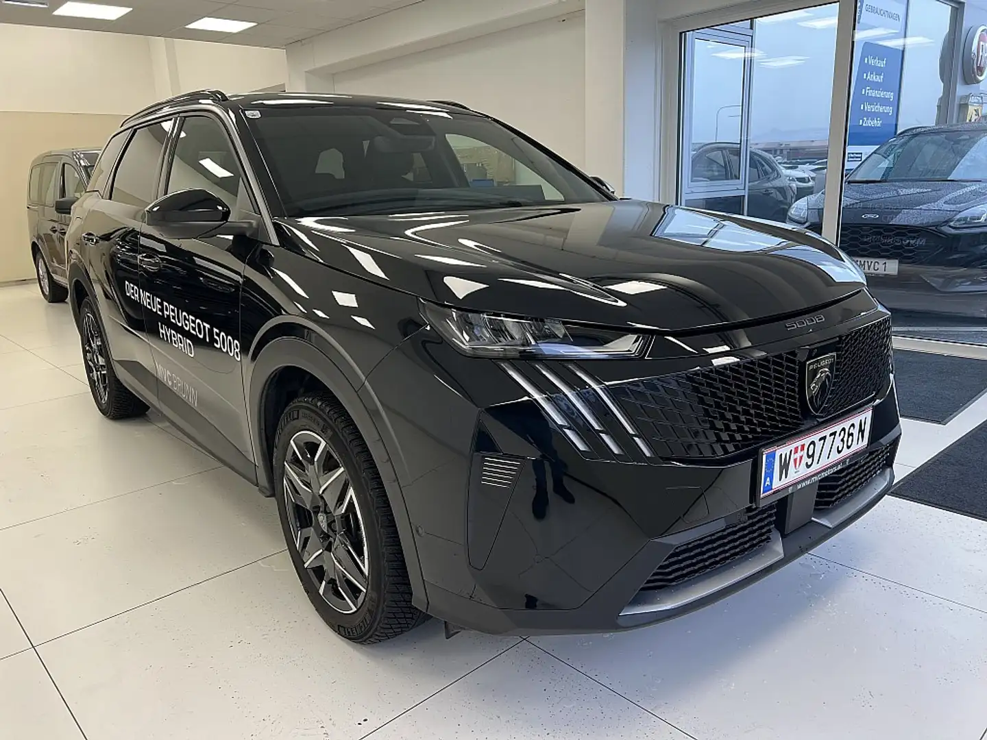 Peugeot 5008 mHEV 136 e-DCS6 Allure Aut. Schwarz - 2