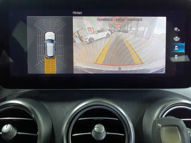 Mercedes-Benz GLC view 16