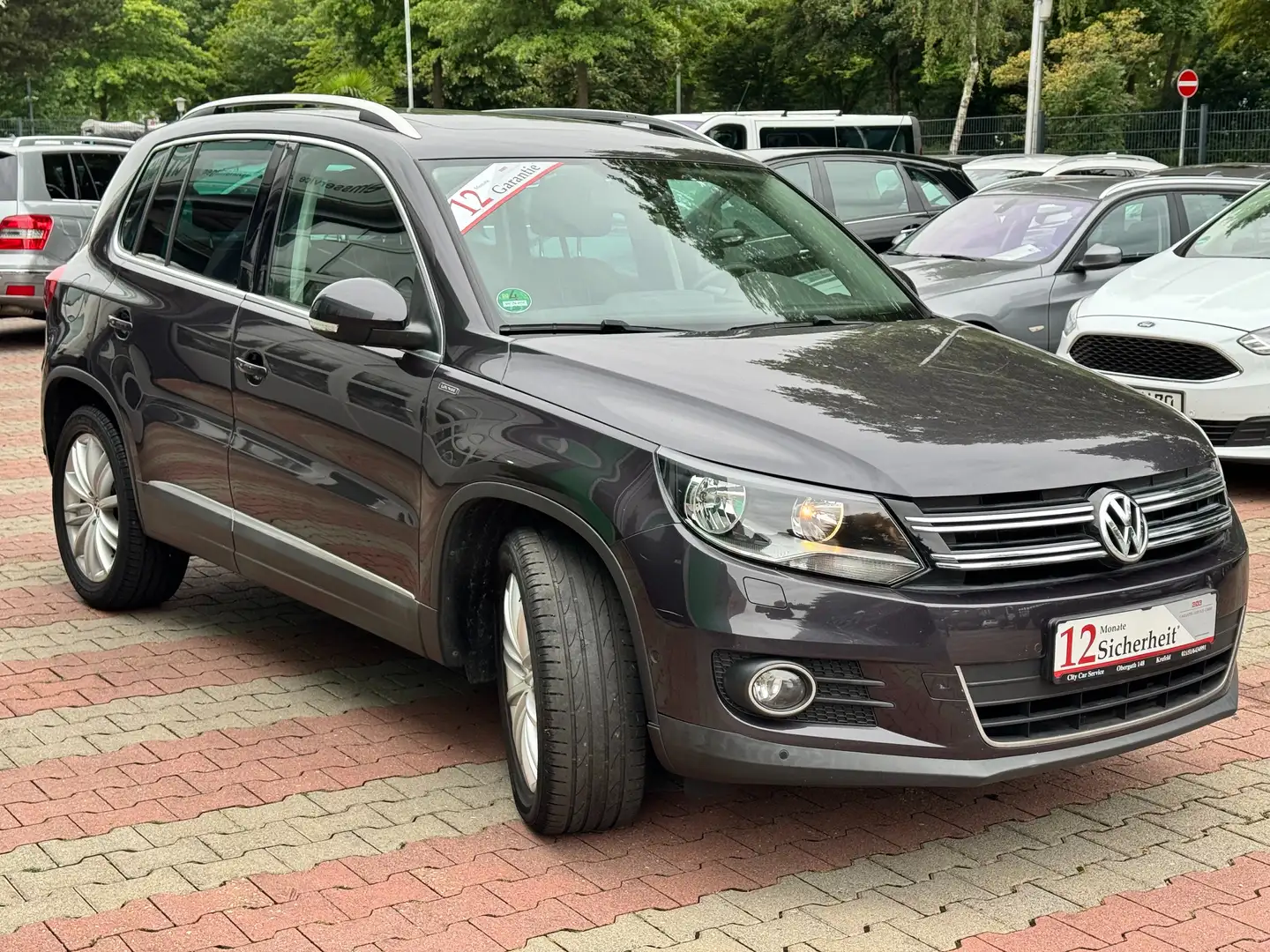 Volkswagen Tiguan Lounge Sport Gris - 2