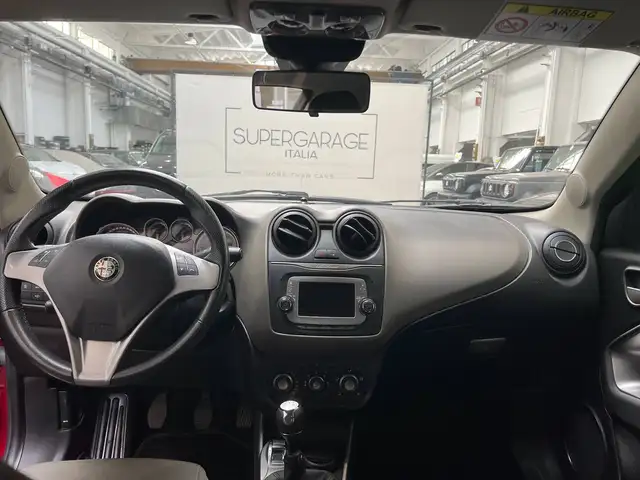 Alfa Romeo Mito view 9
