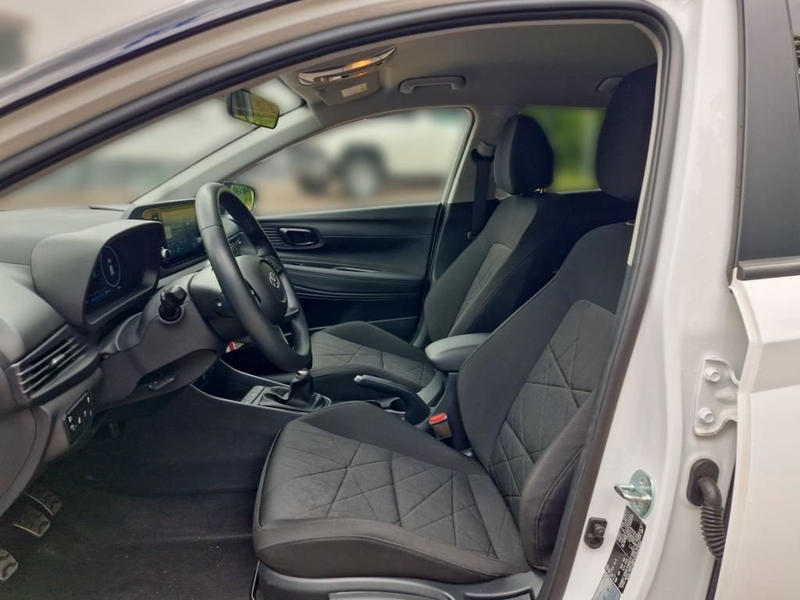 Hyundai BAYON Bayon 1.2 Pure Klimaautomatik+Sitzheizung — photo 7