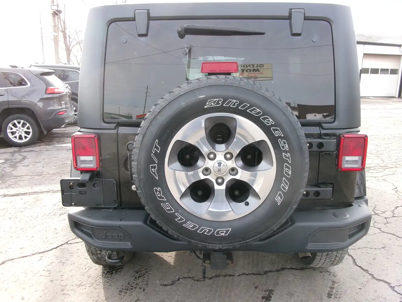 Jeep Wrangler снимка Jeep Wrangler