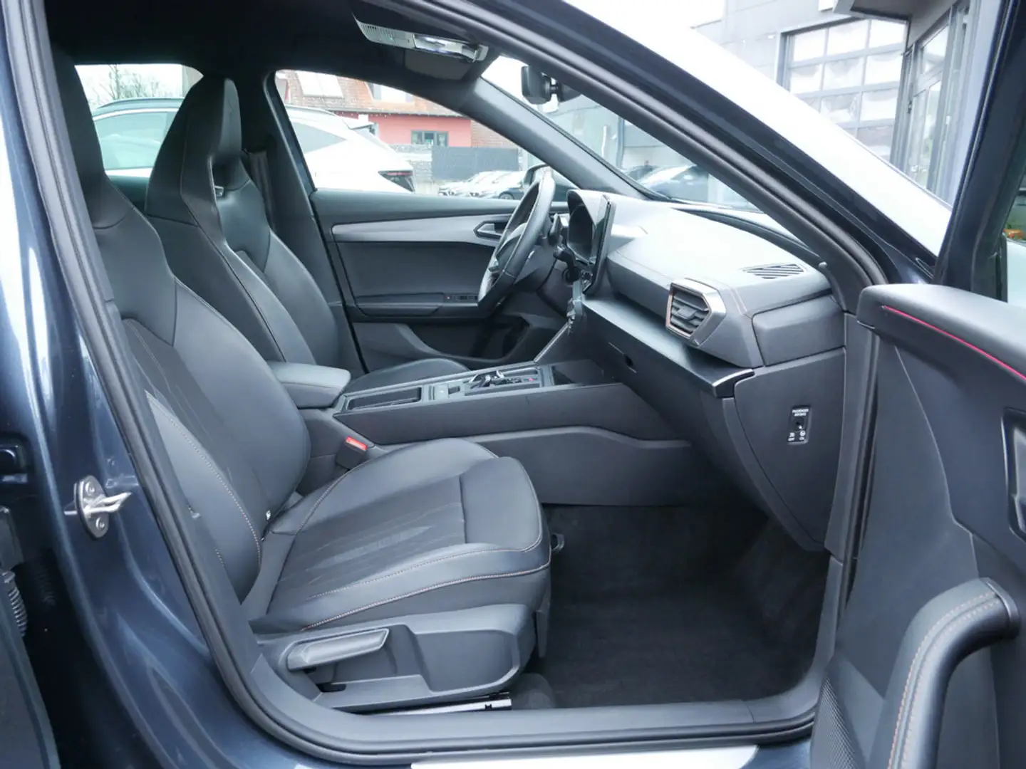 CUPRA Formentor 2.0 TSI 4Drive NAVI ACC LED 19"-LM Grau - 2