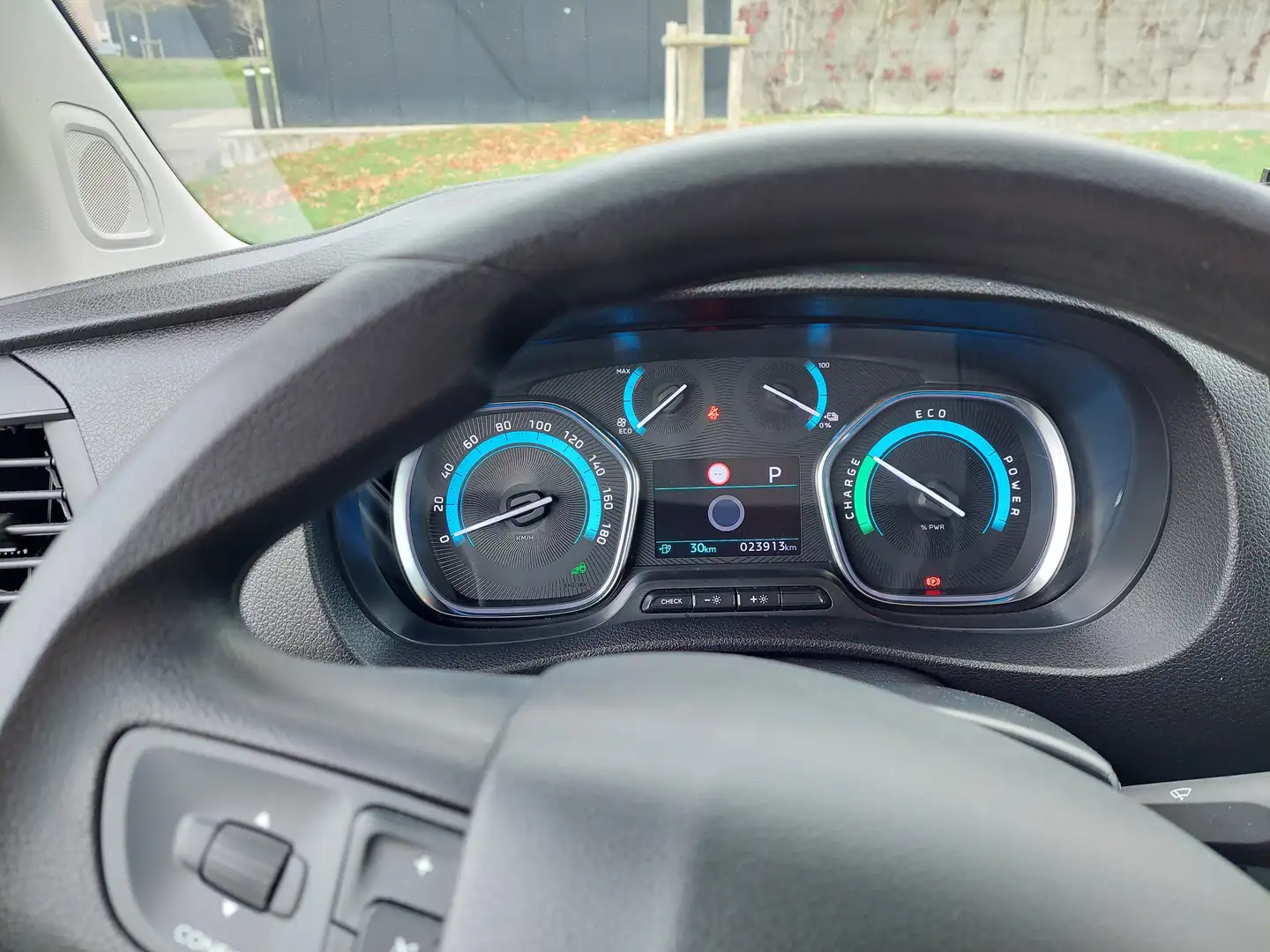 Peugeot e-Expert L2 Batterij 75Kw Czarny - 1