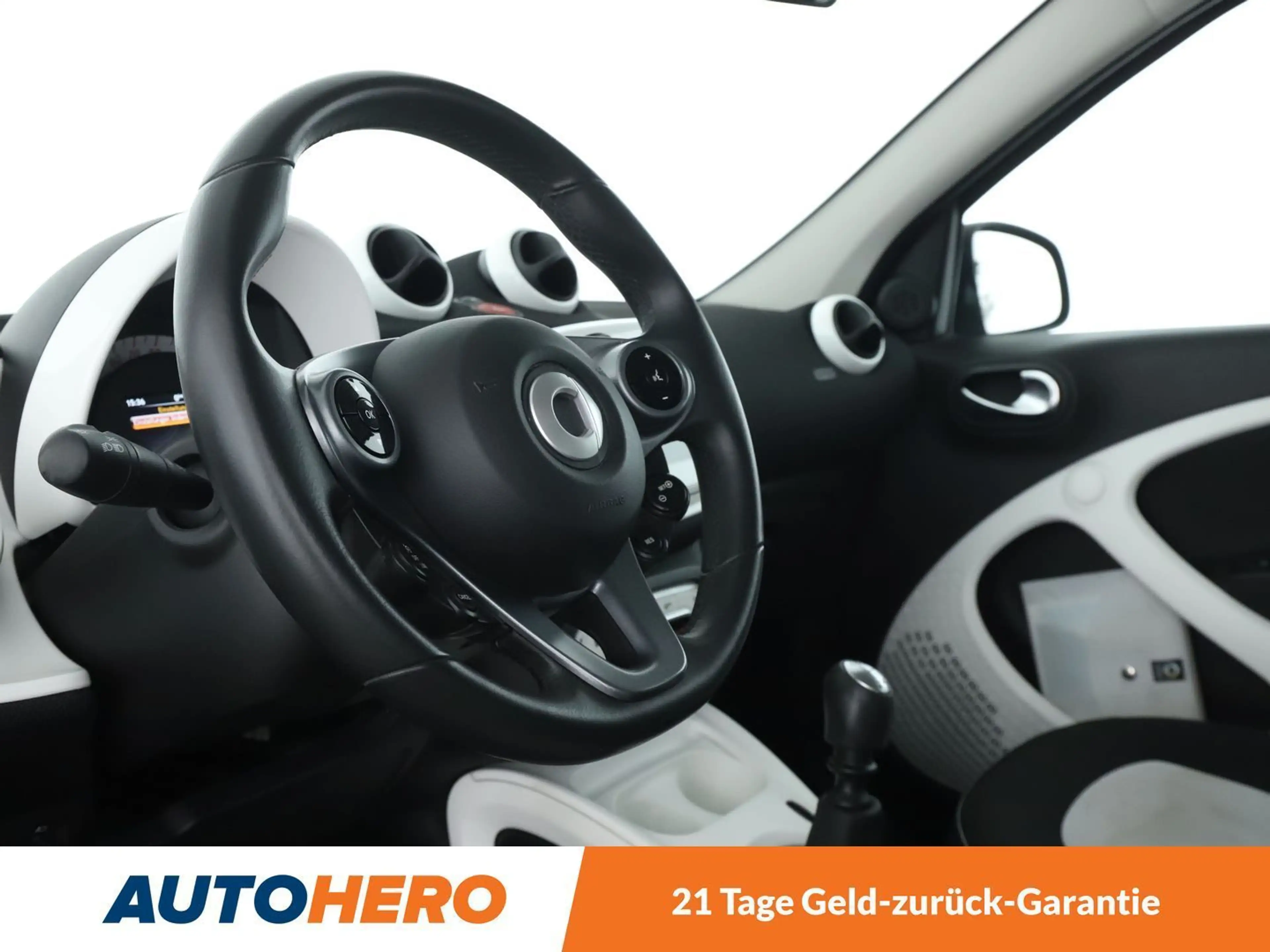 smart forFour 0.9 Turbo Basis passion*NAVI*TEMPO*PDC*SHZ*KLIMA* — photo 11