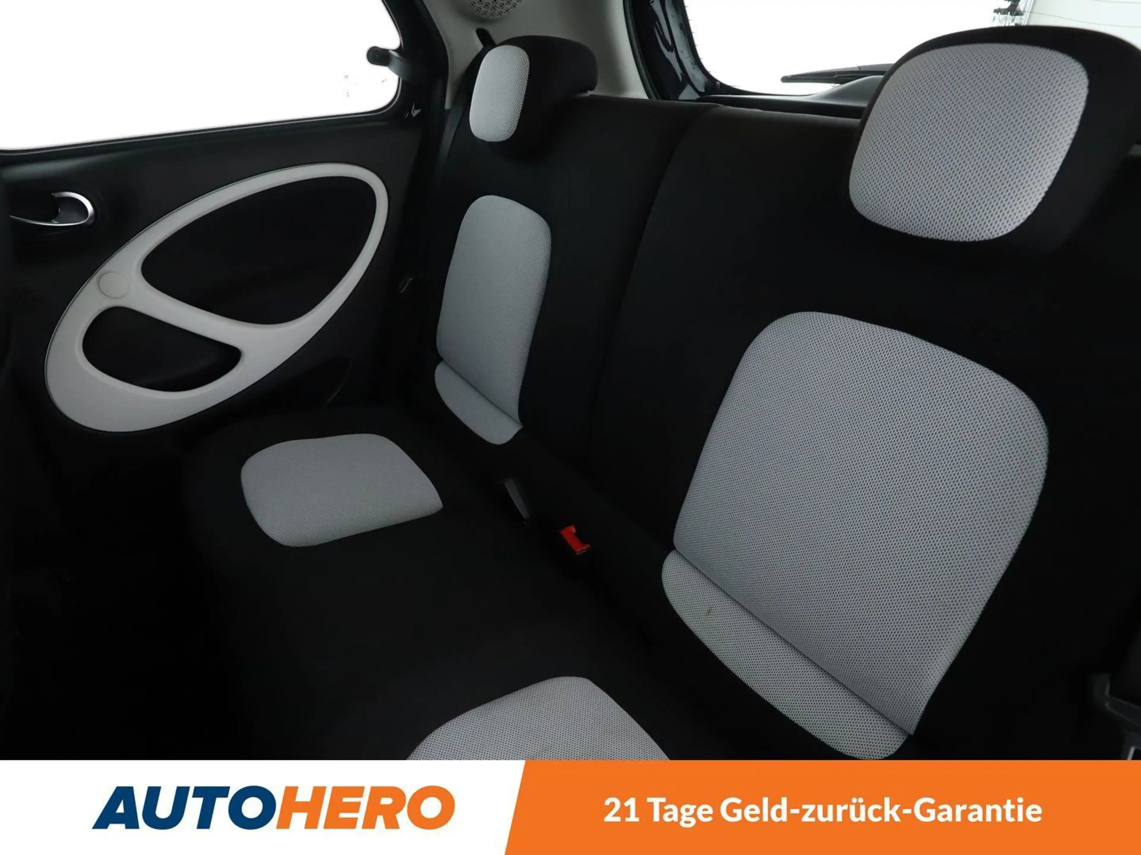 smart forFour 0.9 Turbo Basis passion*NAVI*TEMPO*PDC*SHZ*KLIMA* — photo 14