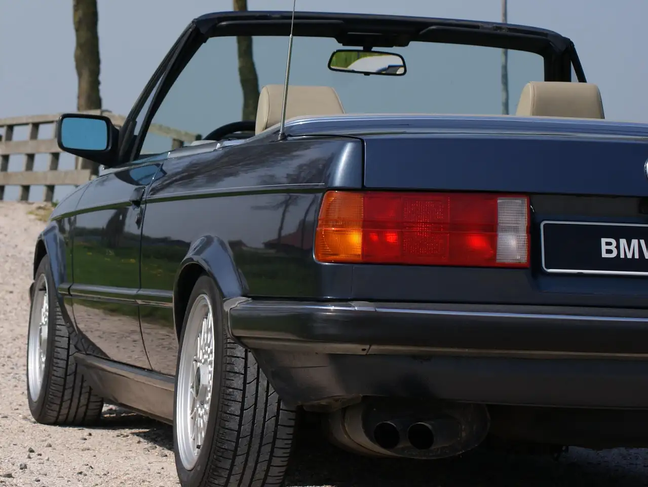 BMW 325 E30 Cabrio, foto 2