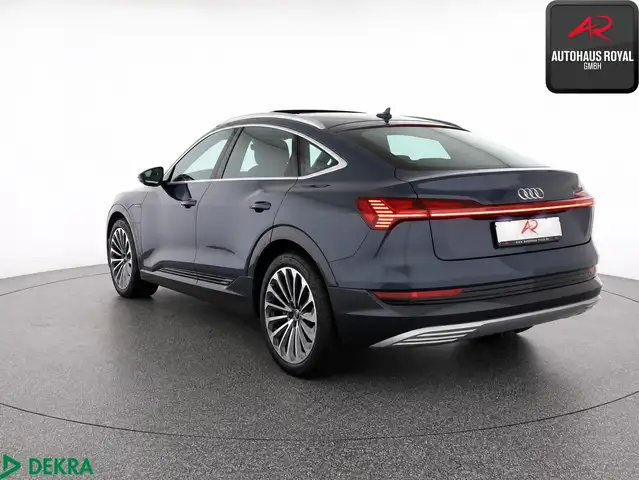 Audi E-Tron view 3