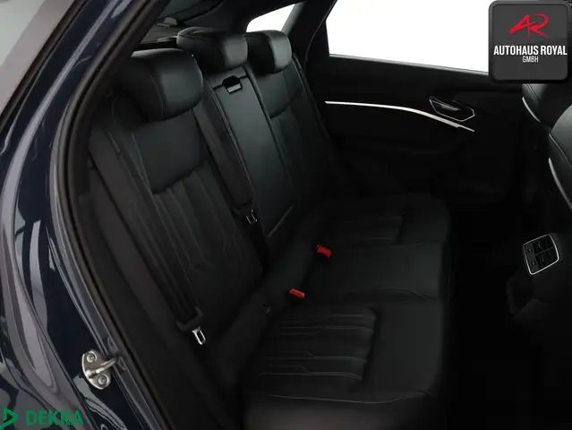 Audi E-Tron view 13