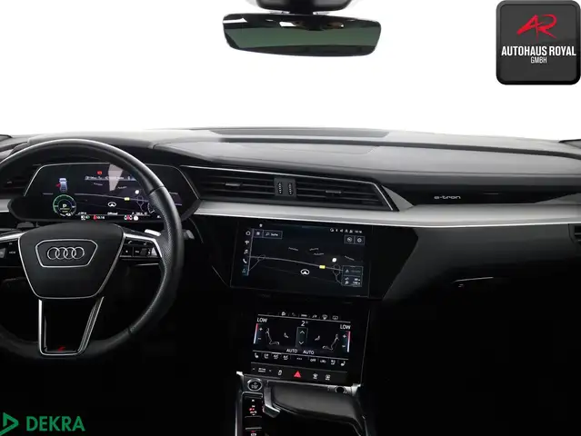 Audi E-Tron view 9