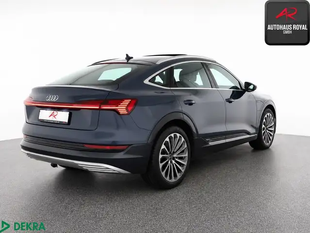 Audi E-Tron view 5