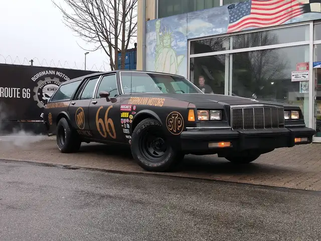 Chevrolet Caprice Buick Electra No Caprice Custom Cruiser Roadmaster