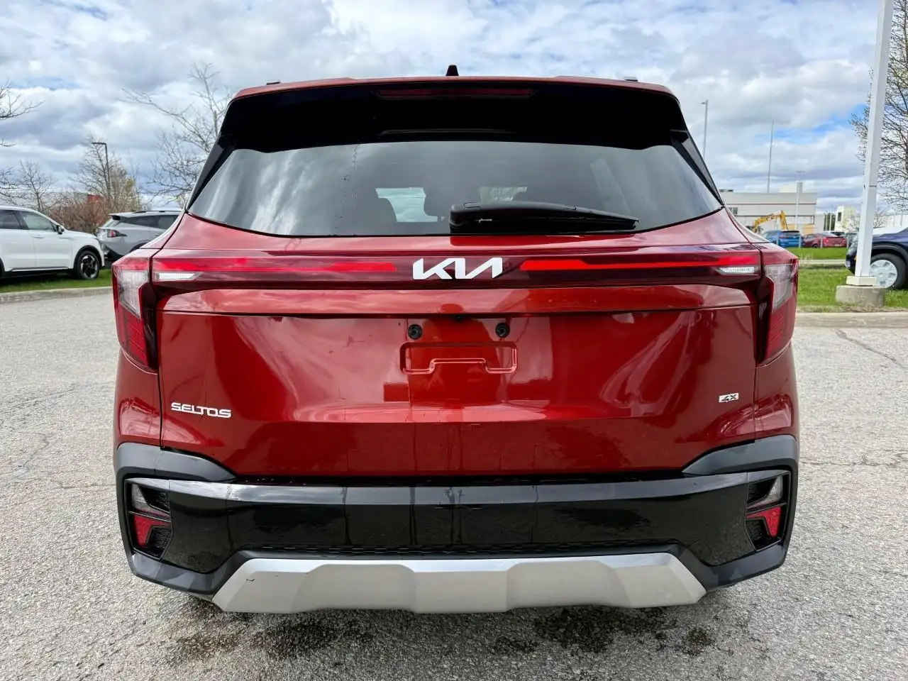Kia Seltos снимка Kia Seltos