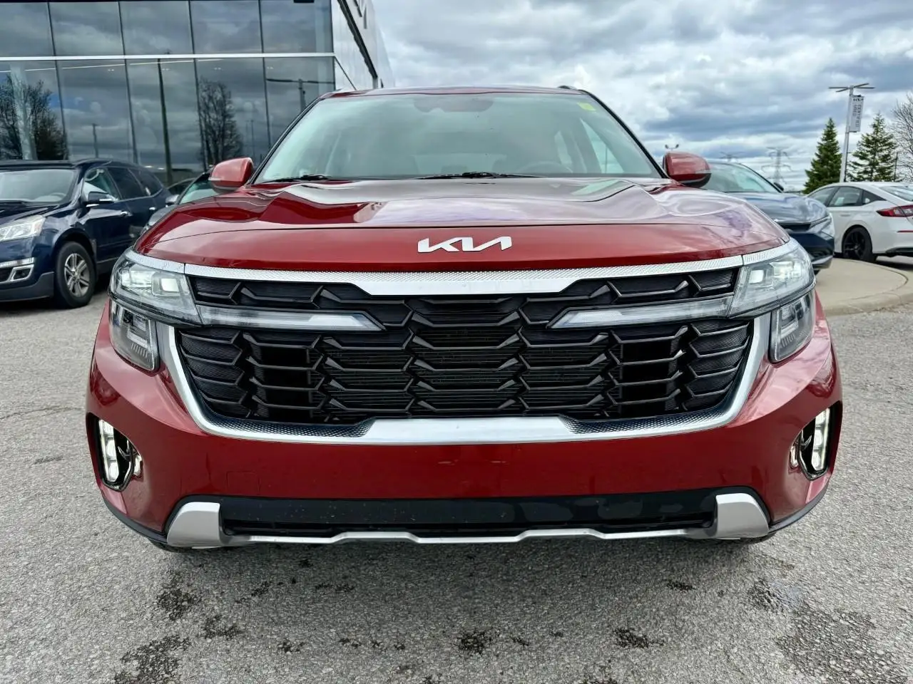 Kia Seltos снимка Kia Seltos