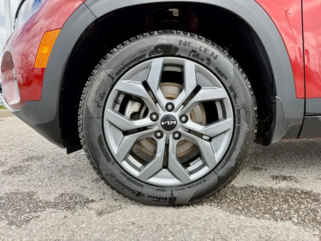 Kia Seltos снимка Kia Seltos