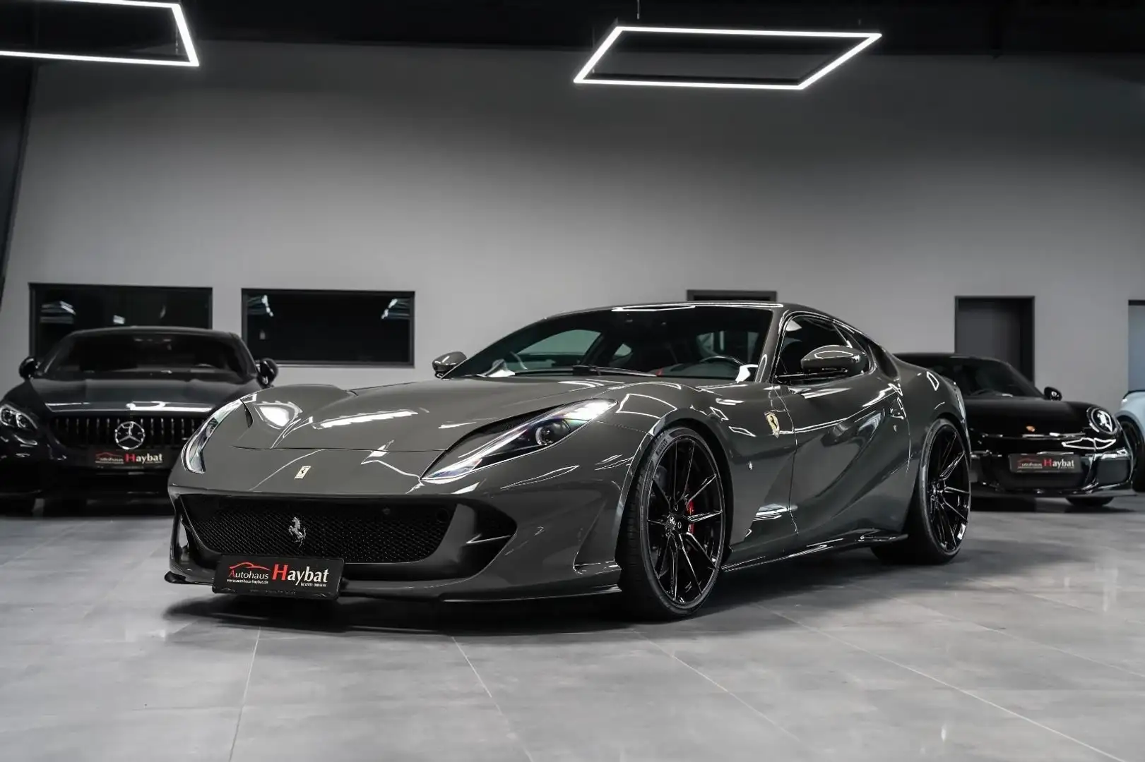 Ferrari 812 Superfast 6.5 dct - 1