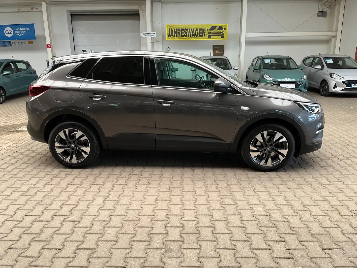 Opel Grandland X Innovation Gris - 2