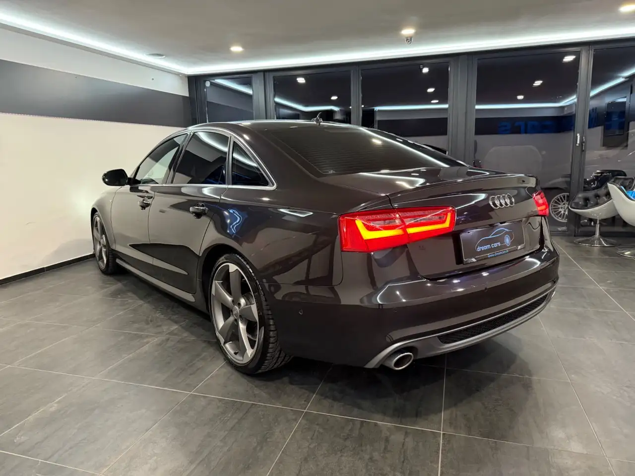 Audi A6 3.0 TDI Sport quattro / S LINE PLUS / ROTOR / KAM Bild 13