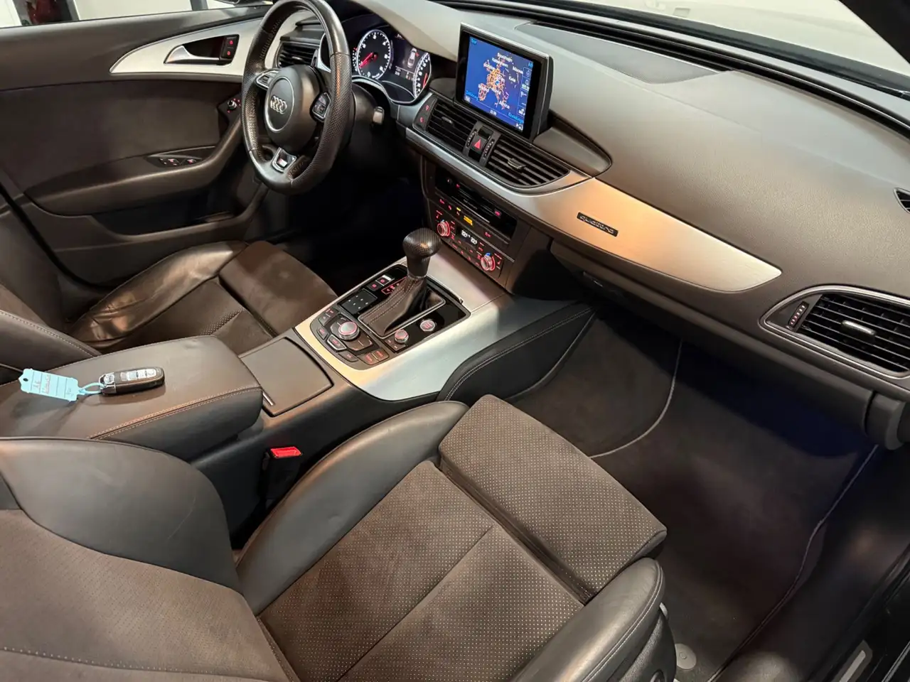 Audi A6 3.0 TDI Sport quattro / S LINE PLUS / ROTOR / KAM Bild 25