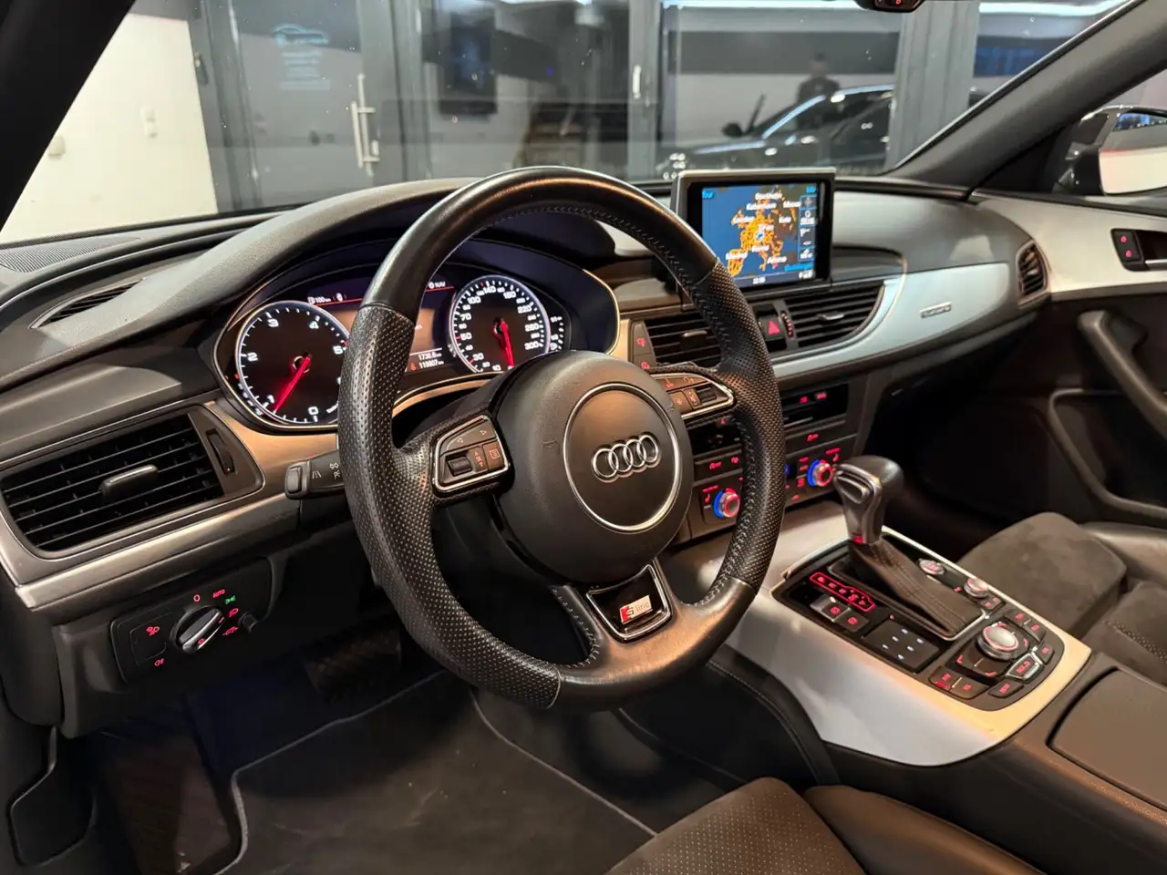 Audi A6 3.0 TDI Sport quattro / S LINE PLUS / ROTOR / KAM Bild 18