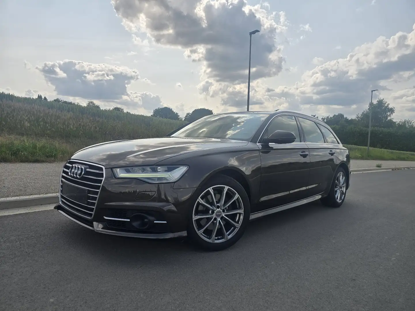 Audi A6 Avant 2.0 TDi ultra S tronic fuuull option - 1