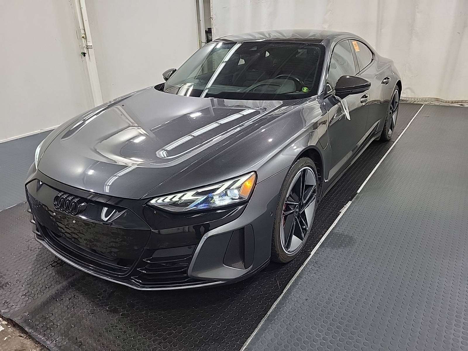 2022 Audi RS e-tron GT QUATTRO AWD | ELECTRIC | CLEAN CARFAX | NO ACCIDEN